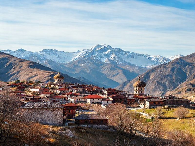 Day trip to Kazbegi mountains